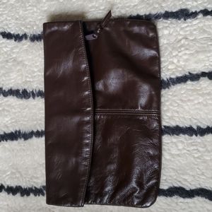 Vintage 80s chocolate leather clutch